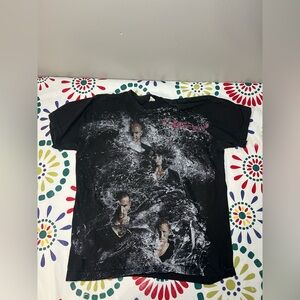 VTG Y2K Red Rock Band Graphic T-Shirt